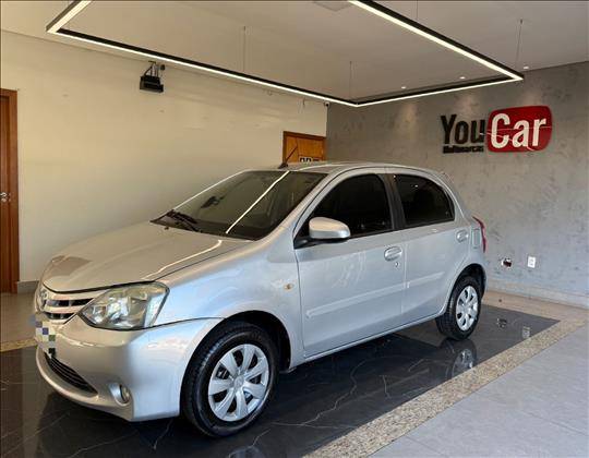 TOYOTA ETIOS 1.3 X 16V FLEX 4P MANUAL TOYOTA ETIOS 1.3 X 16V FLEX 4P MANUAL